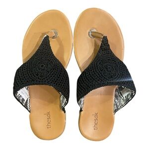 The Sak Crochet Thong Sandals Black Slip On Women's Size 8 Casual Vacation